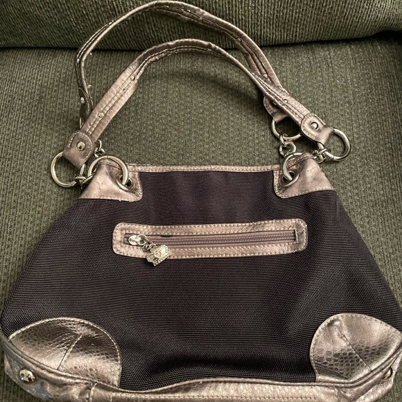 Kathy Van Zeeland Black/Silver Bag - Picture 3 of 10